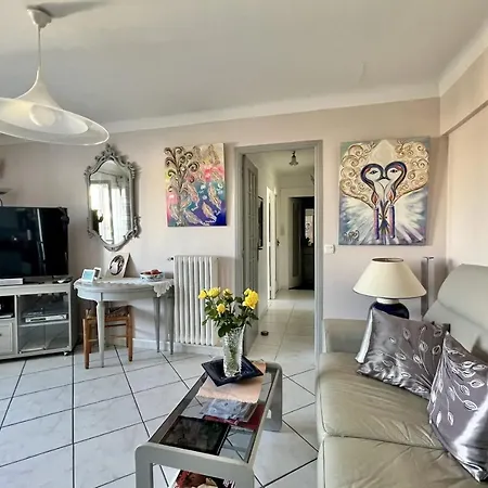 2 With Sea View Daire Cannes