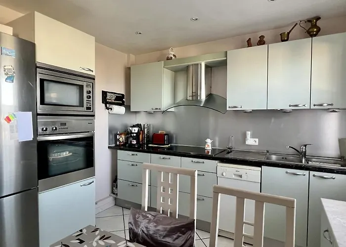 2 With Sea View Apartment